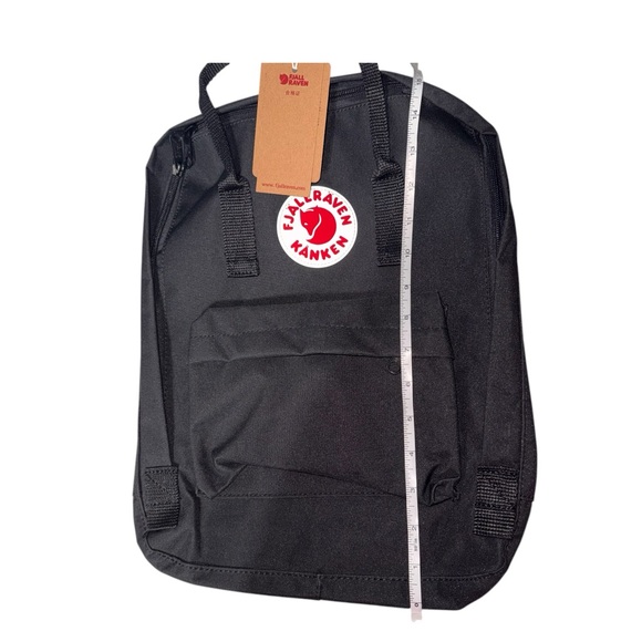 FJÄLLRÄVEN (NWT) Classic Kånken Black Backpack - Picture 9 of 15